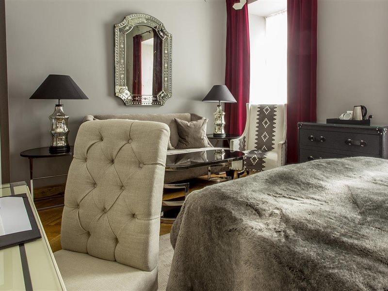St. Petersbourg Hotel - Small Luxury Hotels Of The World Tallinn Exterior photo